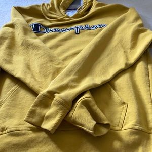 Champion mustard hooded sweatshirt men’s medium
